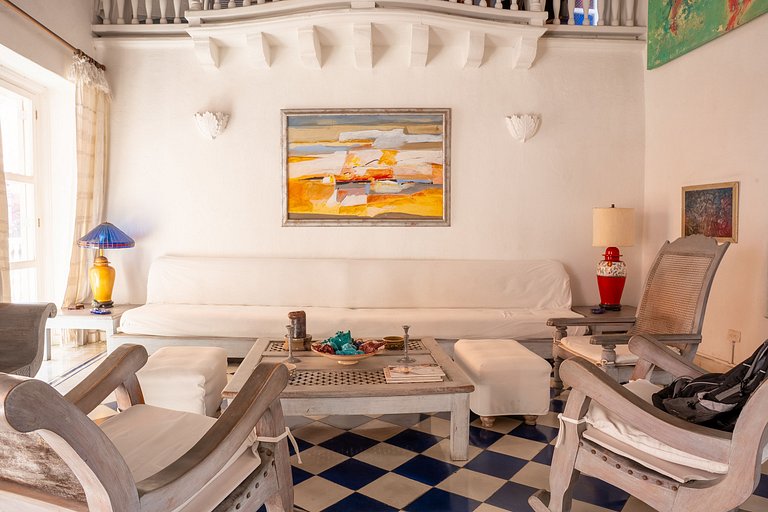 Colonial Boutique Duplex – Historic Center