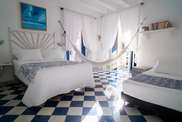 Colonial Boutique Duplex – Historic Center