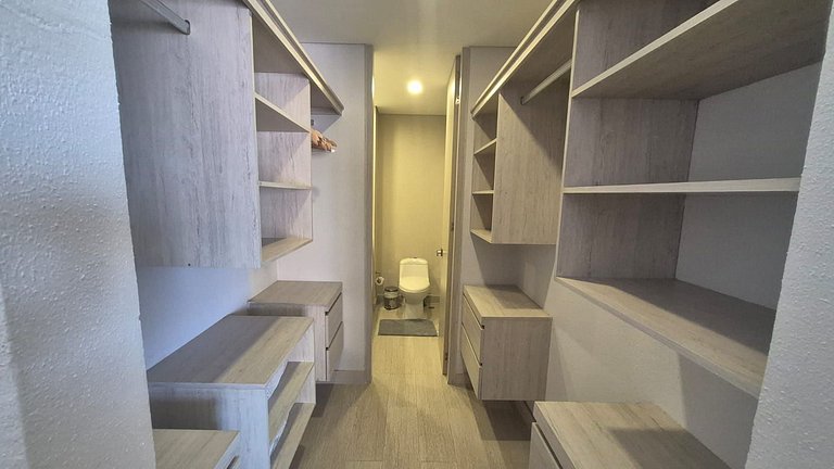 1 Dormitorio junto al mar. Jacuzzi Privado