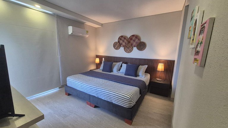 1 Dormitorio junto al mar. Jacuzzi Privado