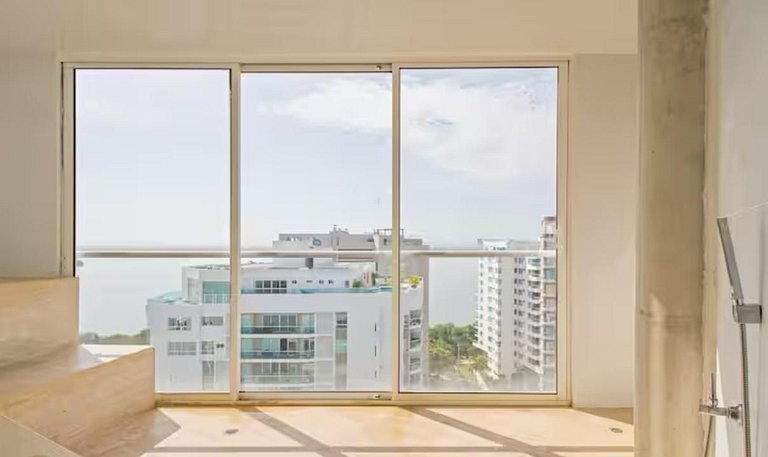 1 Dormitorio junto al mar. Jacuzzi Privado