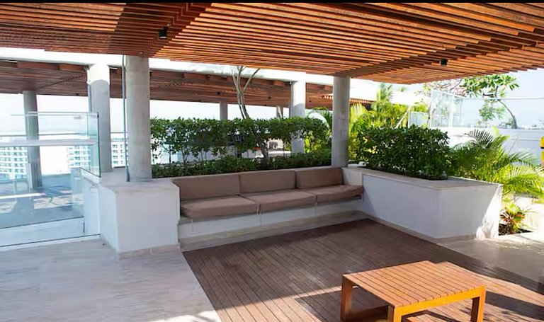 1 Dormitorio junto al mar. Jacuzzi Privado