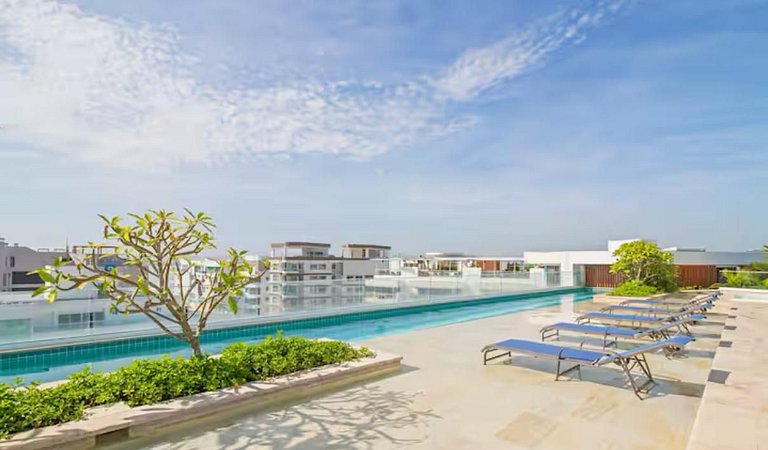 1 Bedroom by the sea. Private Jacuzzi