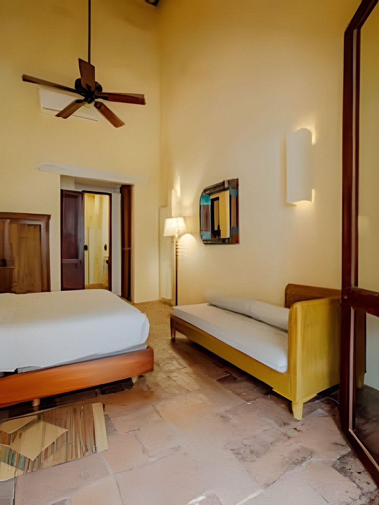 Charming colonial house · Historic Center