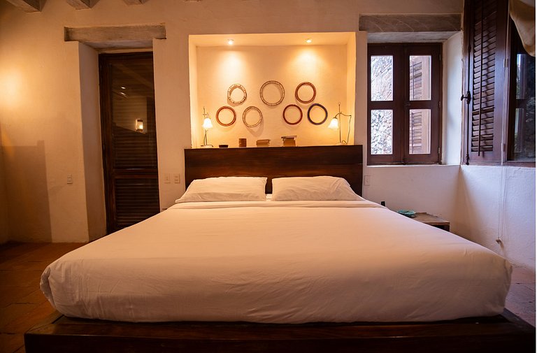 Charming colonial house · Historic Center