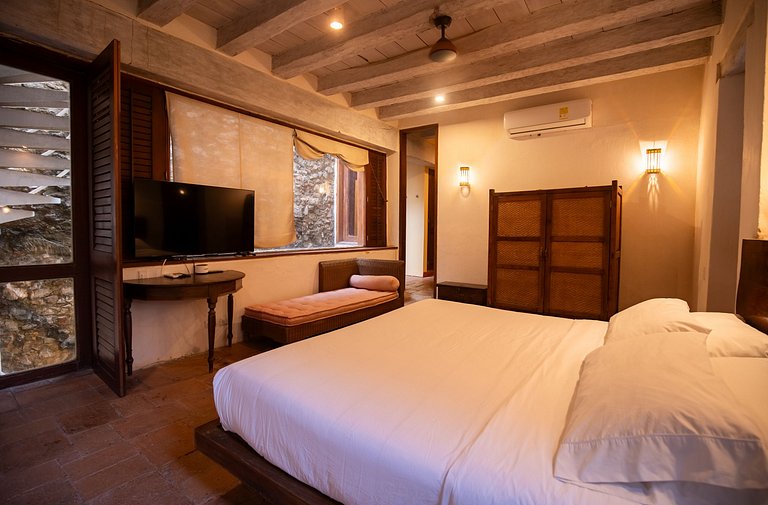 Charming colonial house · Historic Center