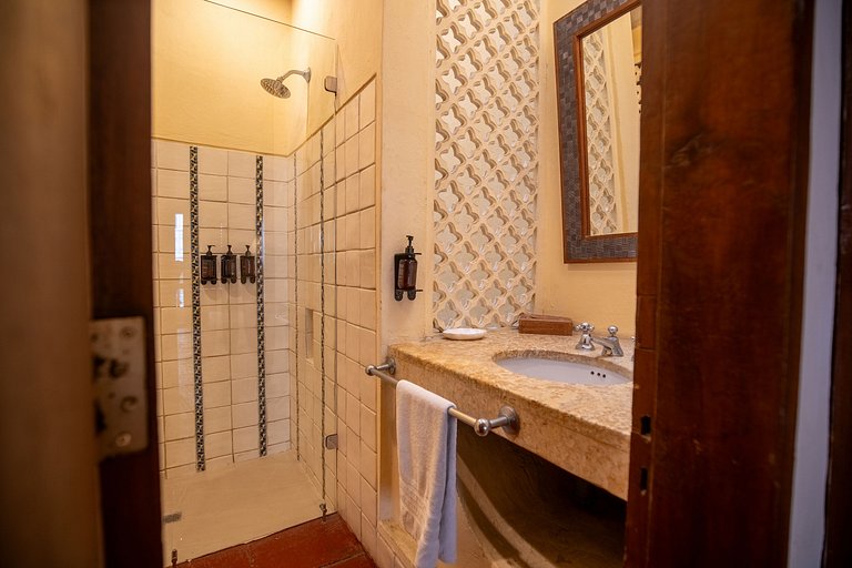 Charming colonial house · Historic Center
