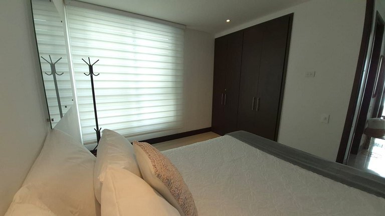 Apto en Cabrero con ubicación y vista ideal