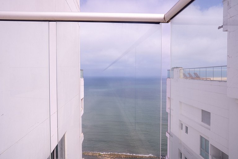 Apto en Cabrero con ubicación y vista ideal