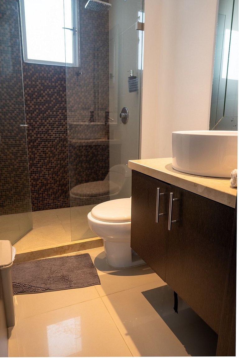 Apto en Cabrero con ubicación y vista ideal