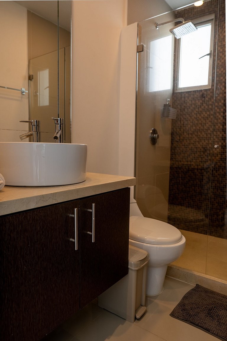 Apto en Cabrero con ubicación y vista ideal