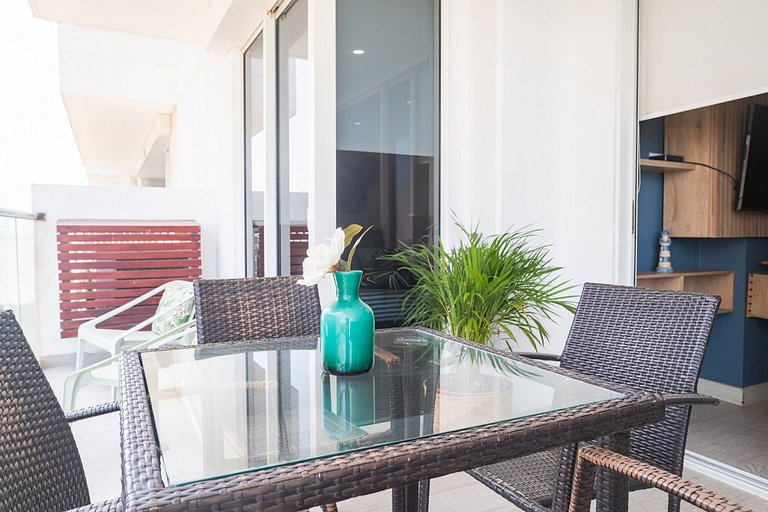 1 Bedroom by the sea. Private Jacuzzi