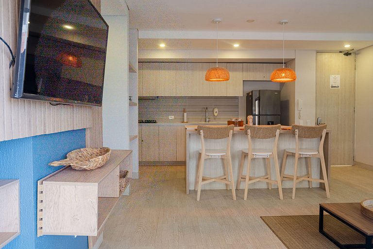 1 Bedroom by the sea. Private Jacuzzi