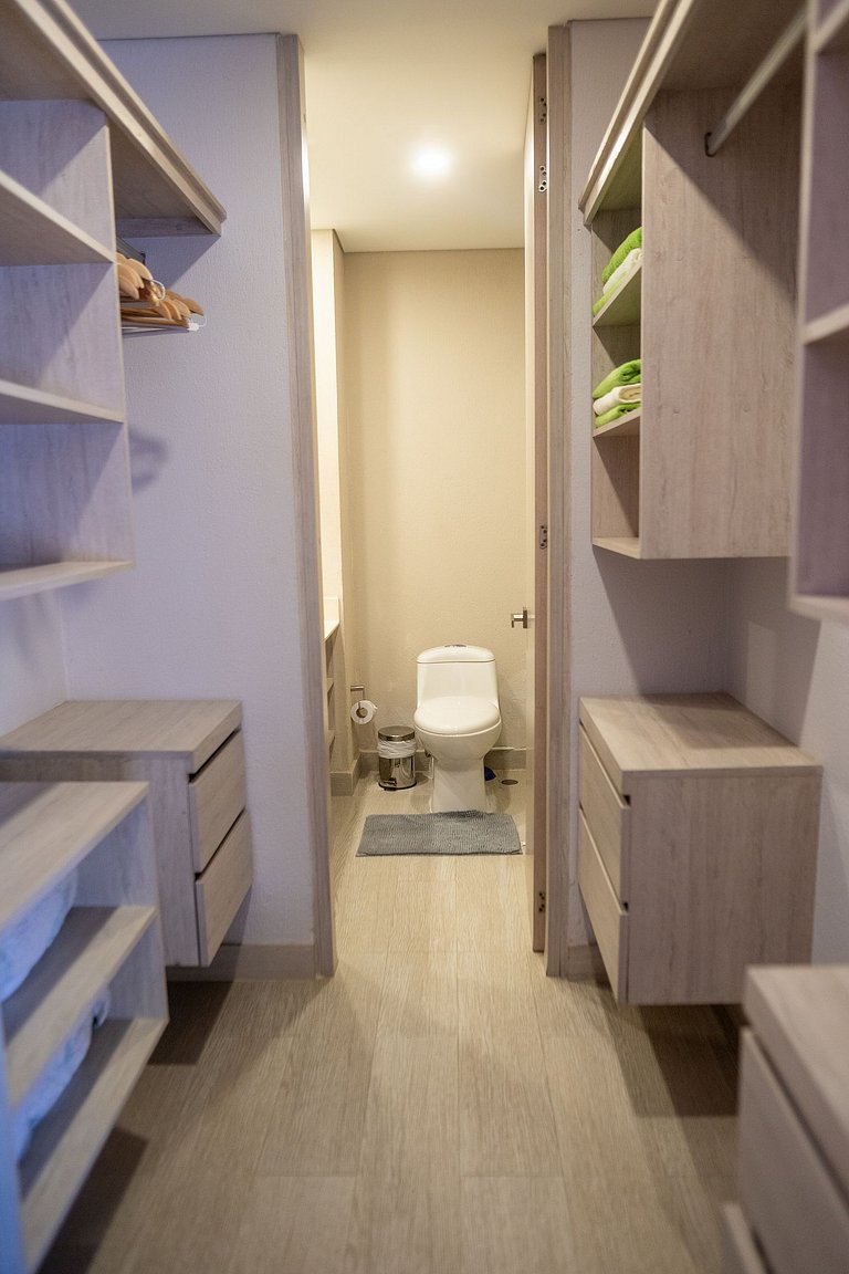 1 Dormitorio junto al mar. Jacuzzi Privado