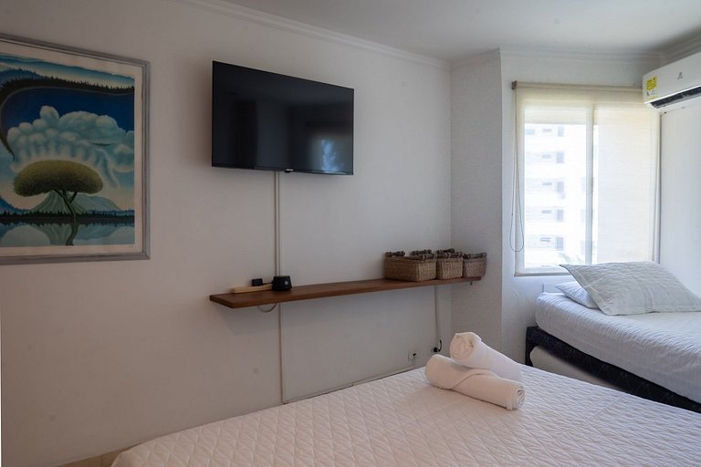 Los Morros 2 Bedrooms. Sea Access