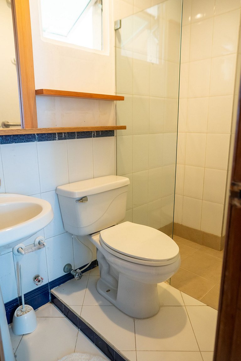 Los Morros 2 Bedrooms. Sea Access