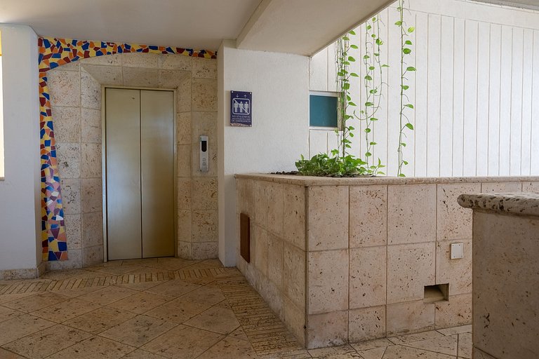 Los Morros 2 Bedrooms. Sea Access