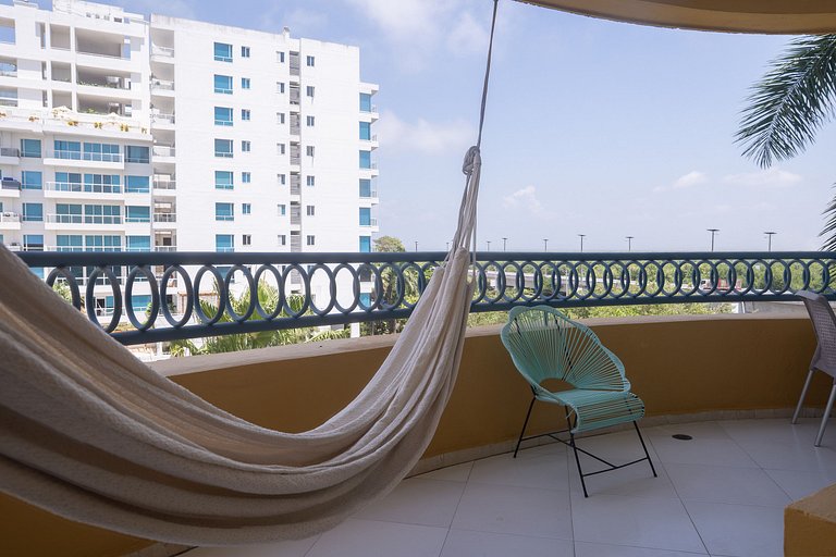 Los Morros 2 Bedrooms. Sea Access