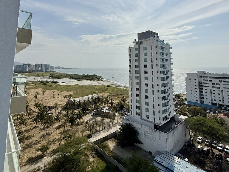 2 Dormitorios, terraza y vista al mar Caribe
