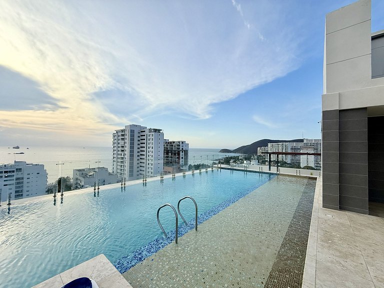 2 Dormitorios, terraza y vista al mar Caribe