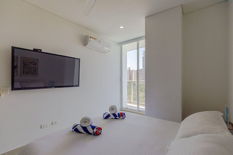 3 Bedrooms Playa Salguero Panoramic Views