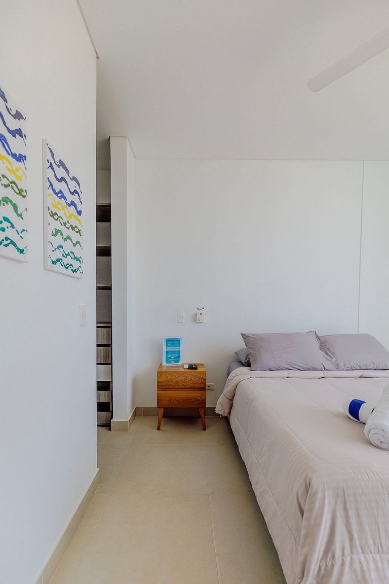 3 Bedrooms Playa Salguero Panoramic Views