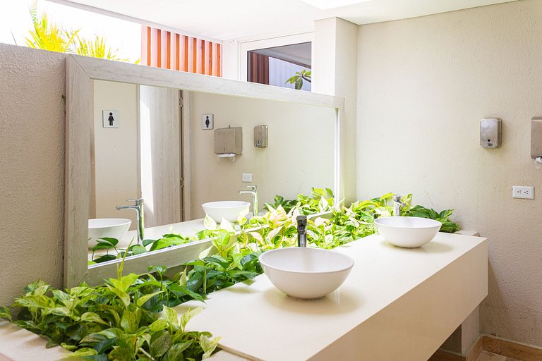 1 Quarto com jacuzzi privativo. Vista para o mar e para a la