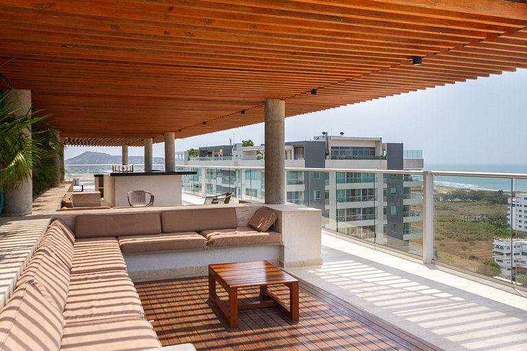 1 Quarto com jacuzzi privativo. Vista para o mar e para a la