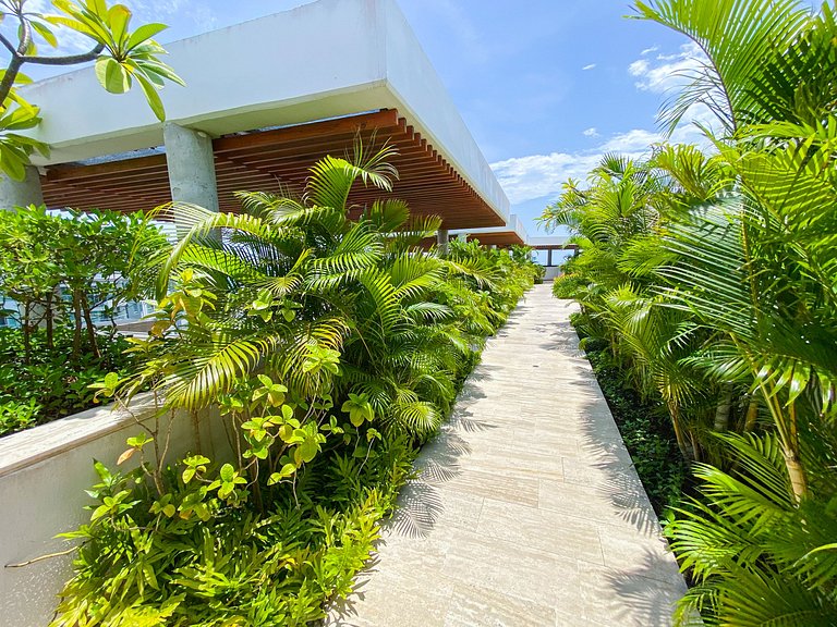 1 Bedroom with Jacuzzi. Sea and Swamp View