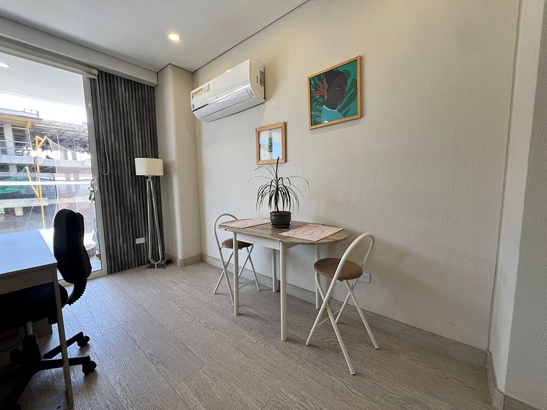 1 Quarto com jacuzzi privativo. Vista para o mar e para a la