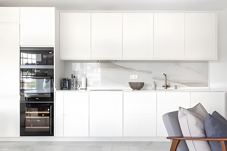 Two-bedroom duplex in Marbella with a private jacuzzi