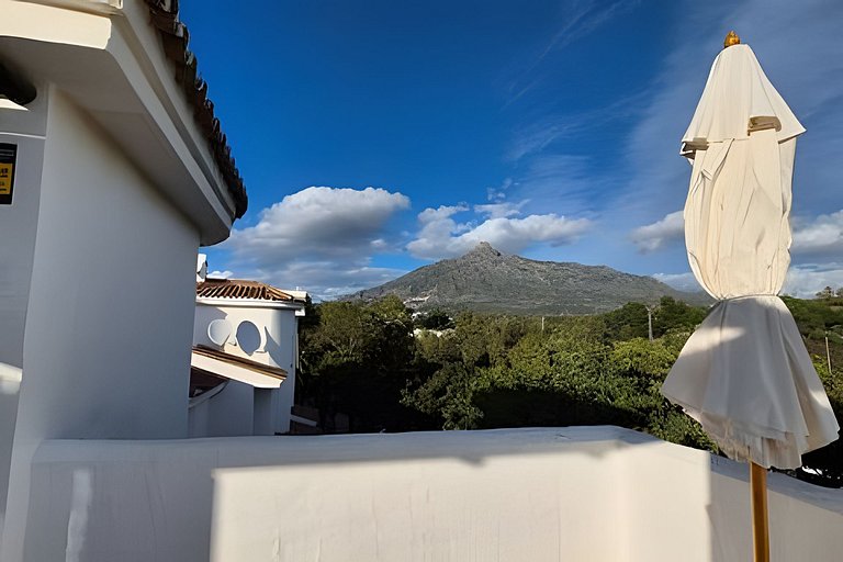 Two-bedroom duplex in Marbella with a private jacuzzi