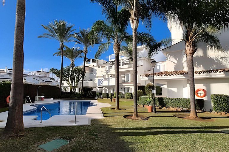 Duplex 2 dormitorios Marbella. Jacuzzi privado