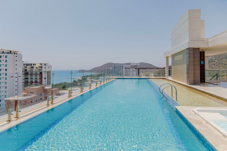 2 Dormitorios, terraza y vista al mar Caribe