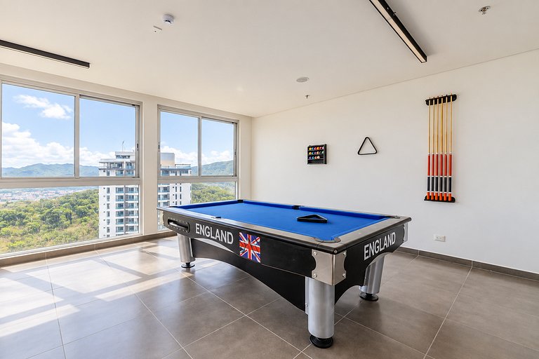 3 quartos e vistas. Praia Salguero com piscina