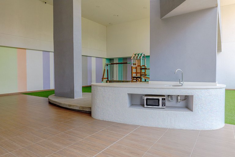 Amber Rock Club House Building | Views and Pools